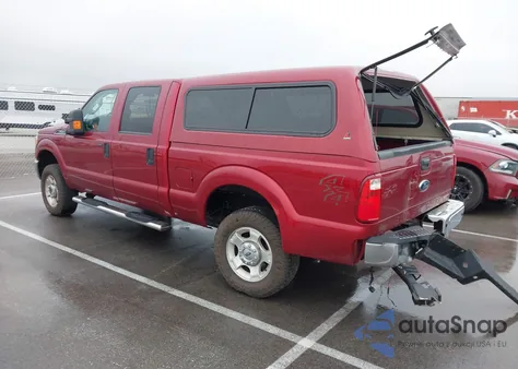 2015 Ford F-250 Xlt z USA, uszkodzony, nr VIN 1FT7W2B60FEC61103